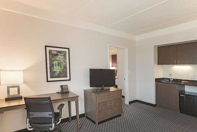 Hotel La Quinta Inn & Suites Arlington North Six Flags Drive
