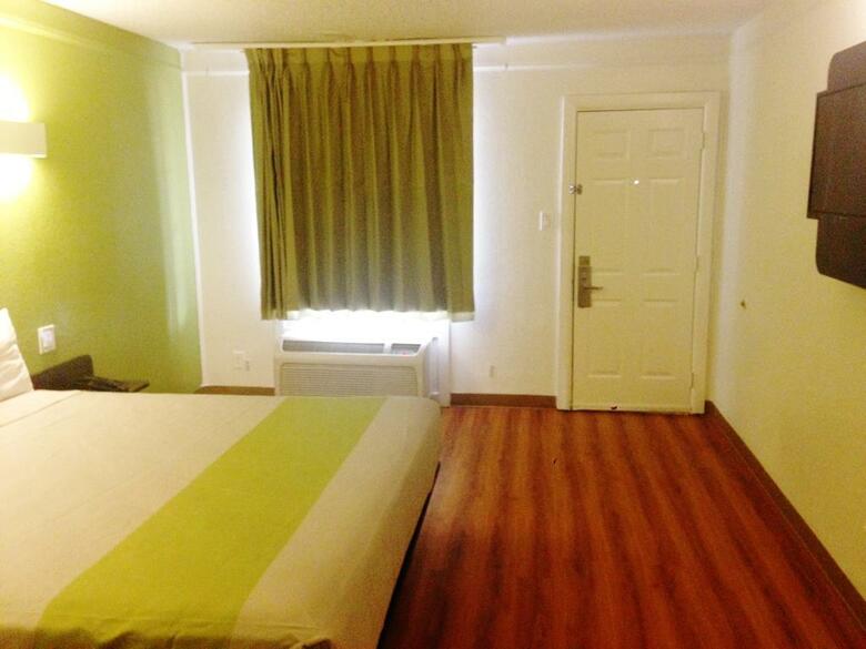 Motel 6 Austin Midtown