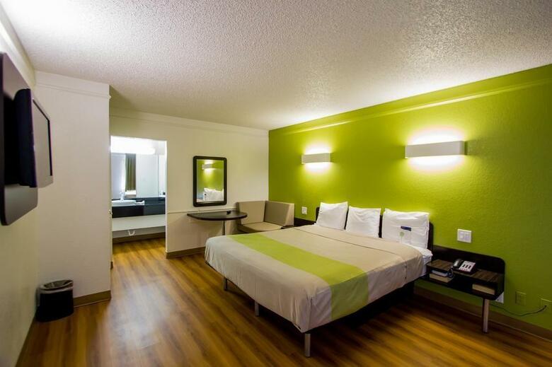 Motel 6 Austin Midtown