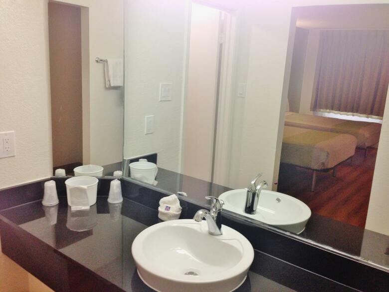 Motel 6 Austin Midtown
