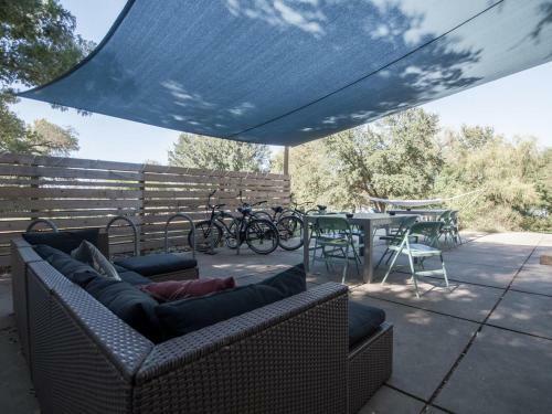 Hi - Austin Hostel