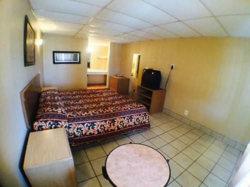 Austin Motor Inn