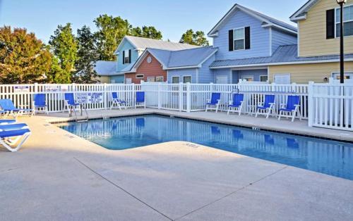 Gulf Stream Cottages 300