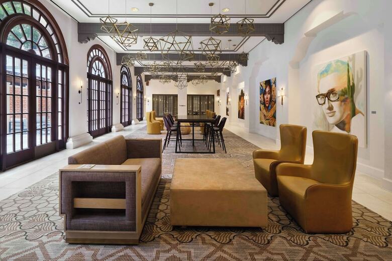 Hotel Doubletree By Hilton Austin