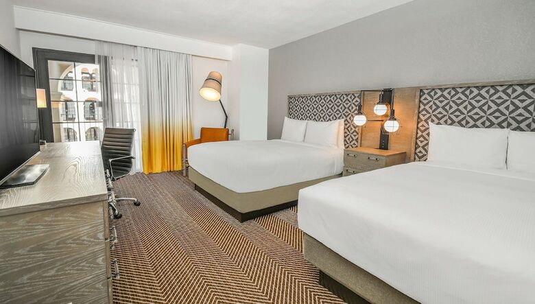 Hotel Doubletree By Hilton Austin