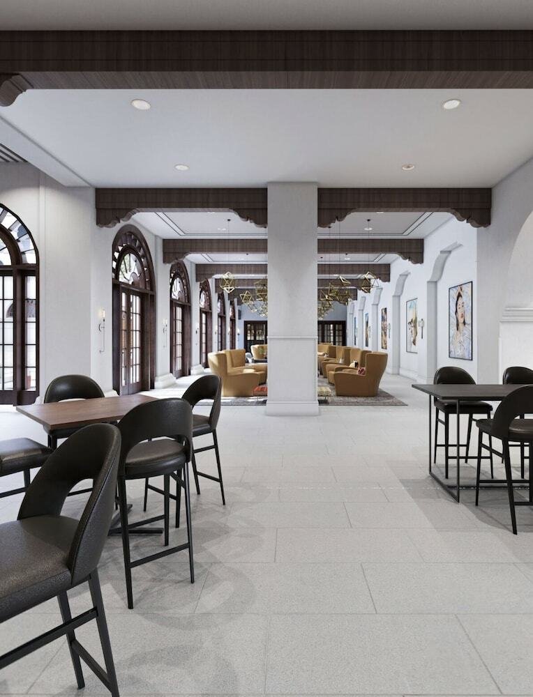 Hotel Doubletree By Hilton Austin