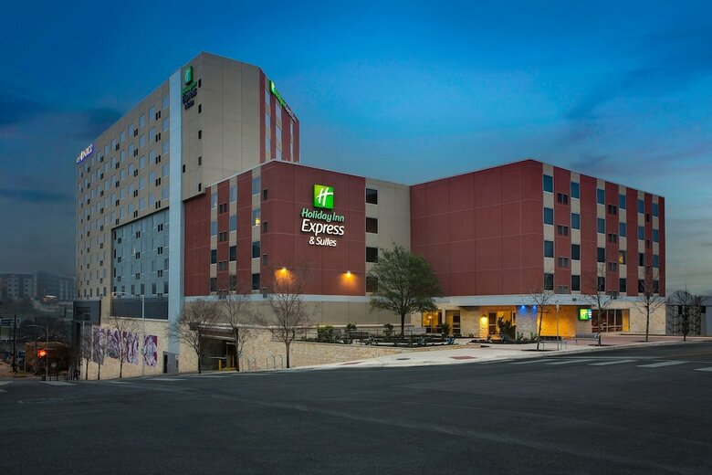 Holiday Inn Express Hotel & Suites Austin Downtown