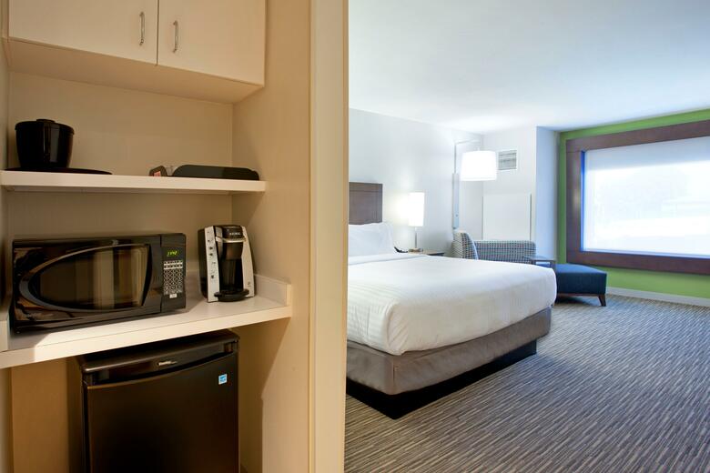 Holiday Inn Express Hotel & Suites Austin Downtown