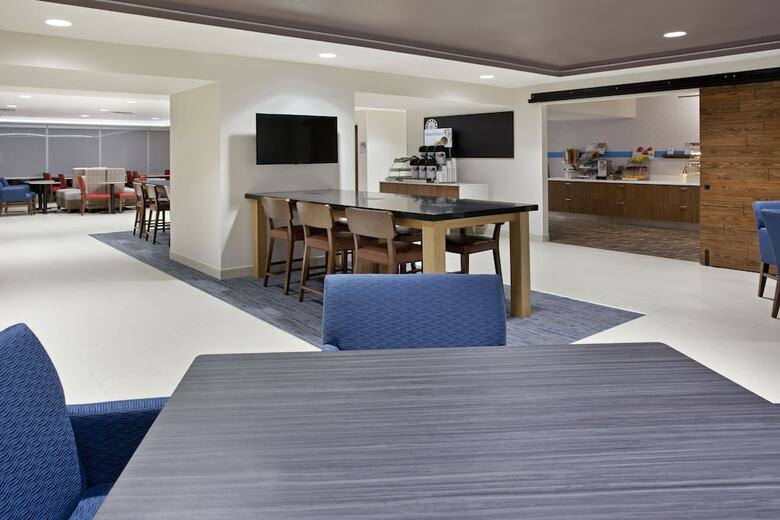 Holiday Inn Express Hotel & Suites Austin Downtown
