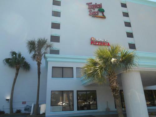 Tropical Seas Hotel