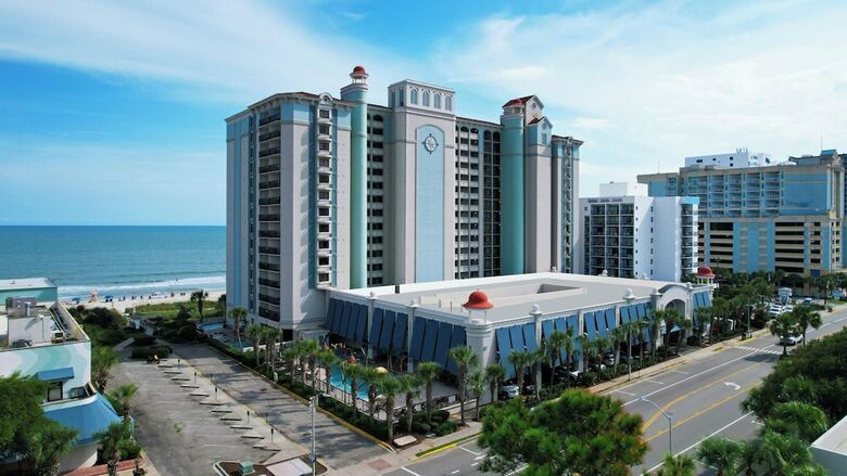 Hotel Compass Cove