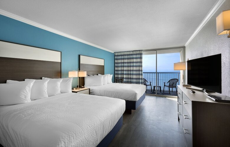 Hotel Compass Cove