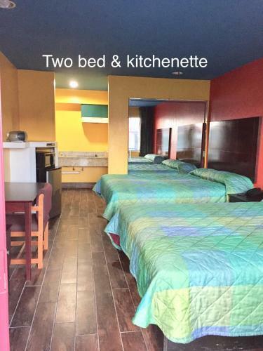 Motel Luxury Inn