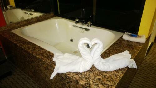 Motel Luxury Inn