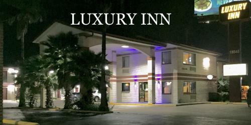 Motel Luxury Inn