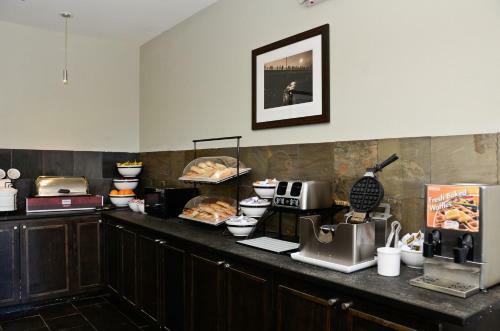 Hotel Baymont By Wyndham Columbus