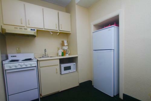 Hotel Boardwalk Beach Resort