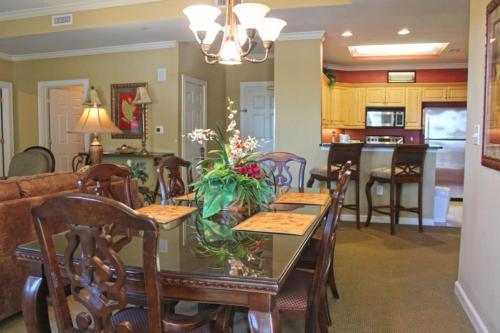 Apartamento Royal Palms 704