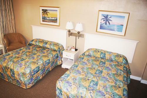 Polynesian Oceanfront Motel