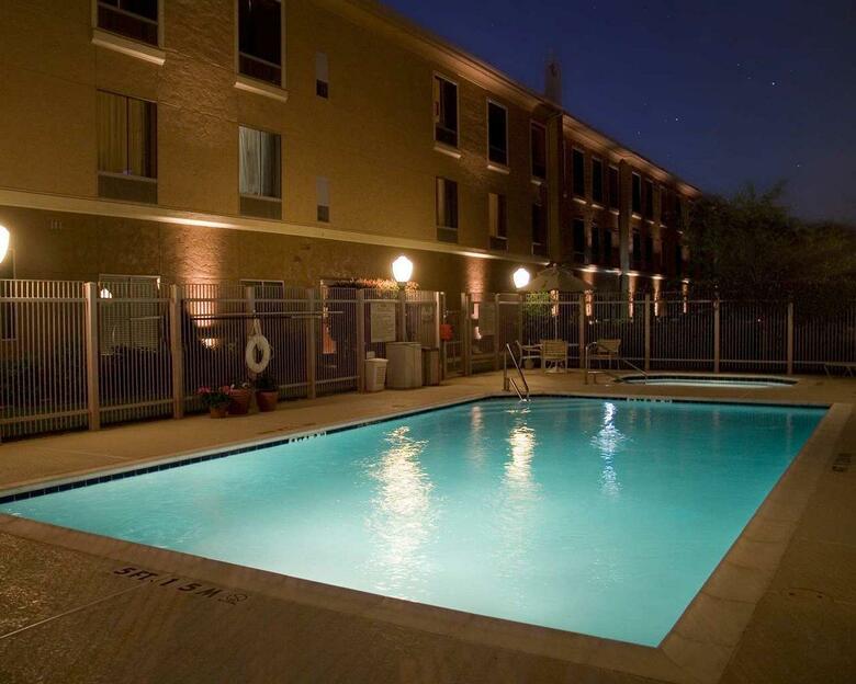 Hotel Hampton Inn & Suites Denton