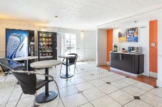 Motel 6 Dallas Market Center