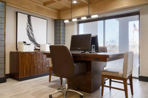 El Paso Suites Hotel