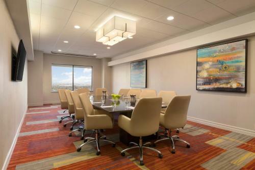 El Paso Suites Hotel