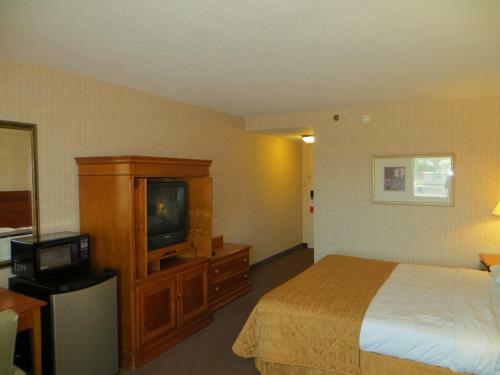 Ramada Park Central Hotel