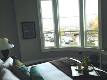 Hotel The Dilworth Inn & Suites