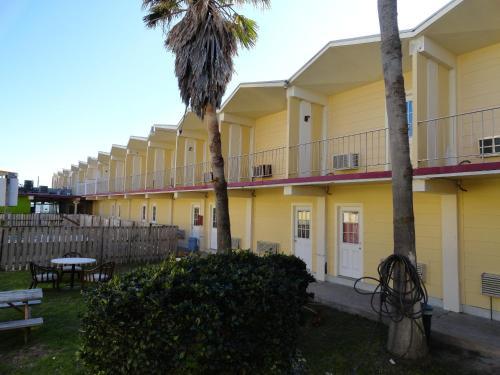 Motel Pearl Inn
