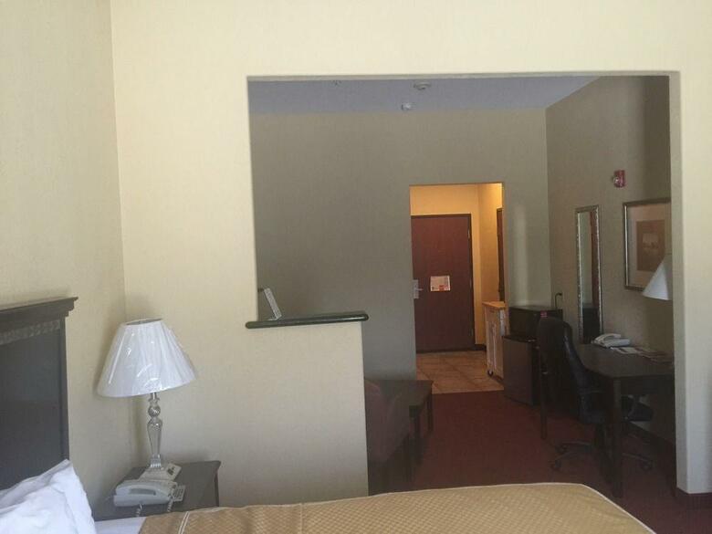 Hotel Amerik Suites Laredo At Mall Del Norte