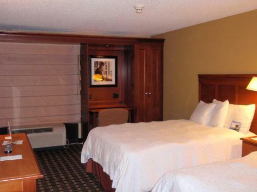 Hotel Baymont By Wyndham Lewisville