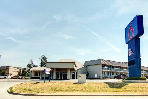 Motel 6 Mount Pleasant, Tx