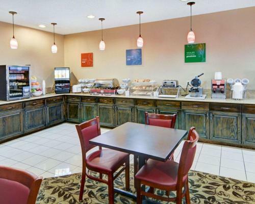 Hotel Comfort Suites Longview North