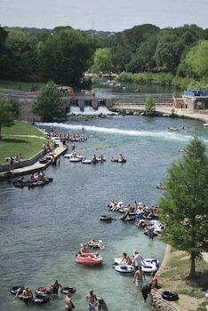 Hotel Courtyard By Marriott New Braunfels River Village