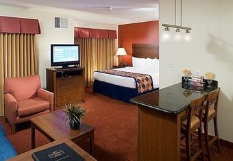 Hotel Towneplace Suites By Marriott Midland