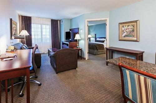 Hotel Staybridge Suites Fiesta San Antonio