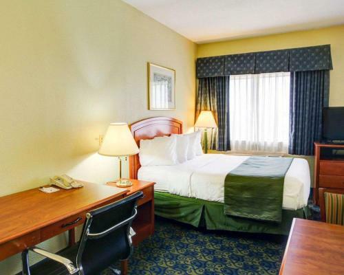 Hotel Quality Inn & Suites Baylor Stadium North