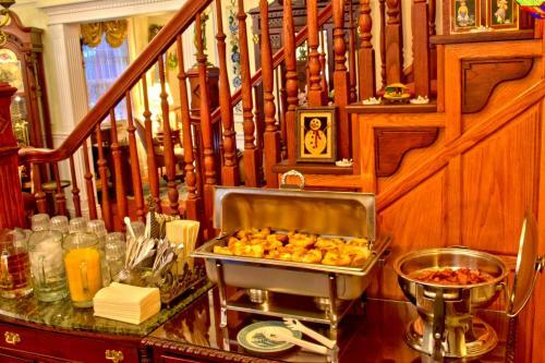 Bed & Breakfast Big Yellow Inn
