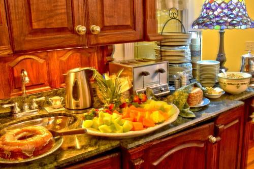 Bed & Breakfast Big Yellow Inn