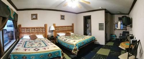 Adobe Sands Motel