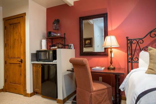 Hotel Silver Baron Lodge