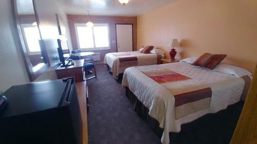Blue Pine Motel