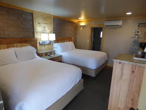 Canyon Lodge Motel