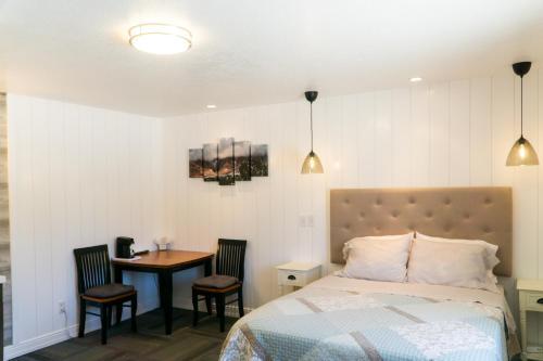 Bybee's Steppingstone Motel