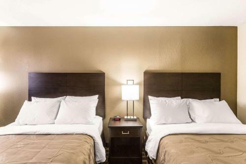 Hotel Downtown Rodeway Inn