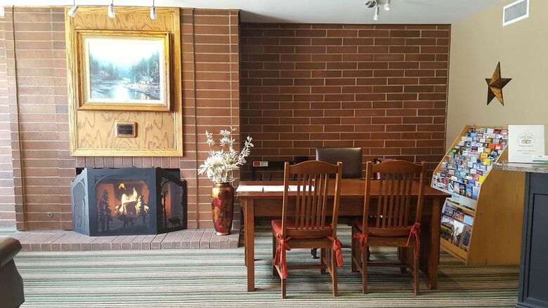 Hotel Raintree's Park Plaza Park City