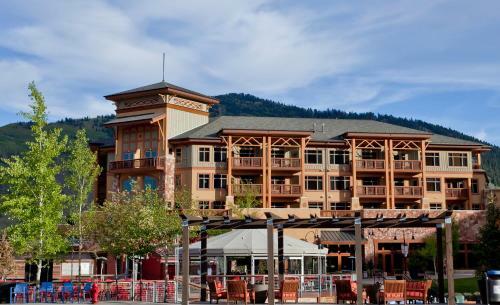 Sundial Lodge By All Seasons Resort Lodging