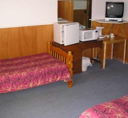 Motel The Riverside Inn