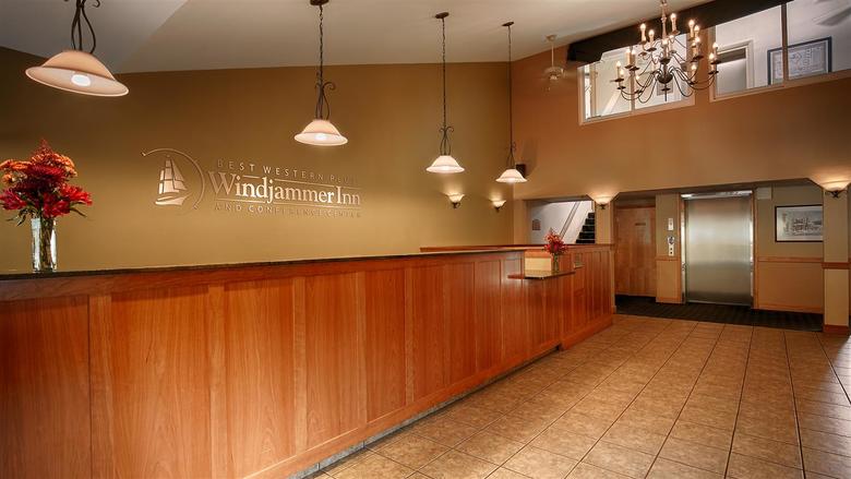 Hotel Best Western Plus Windjammer Inn & Conference Center